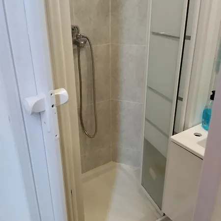 Guest house A *